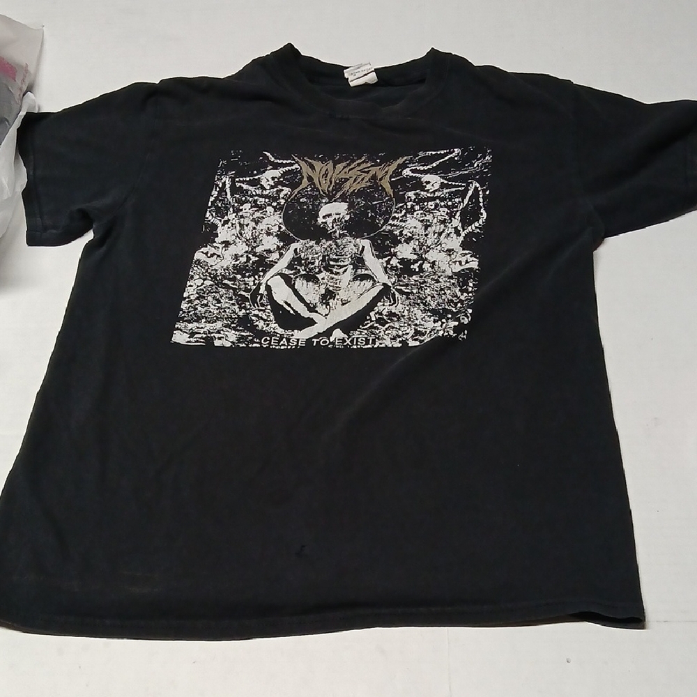 Noisem Cease To Exist Graphic Band Tee Death Metal Grindcore T-Shirt RARE Size M